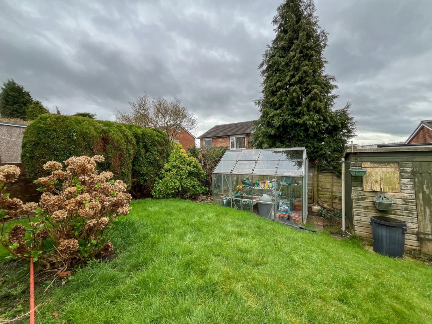 Glen Avenue, Batley
