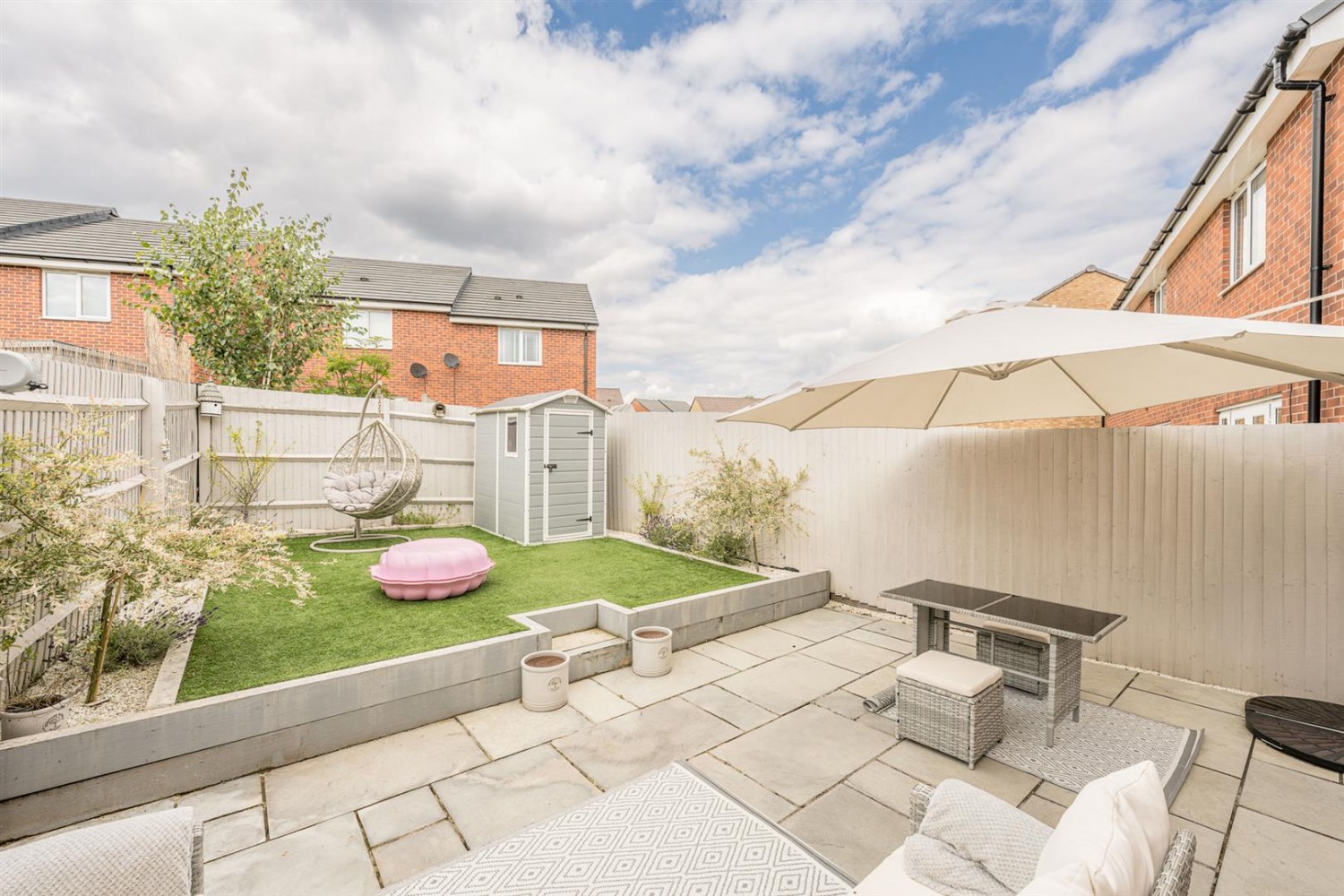 Parquet Grove, Kingswinford, DY6 7NG