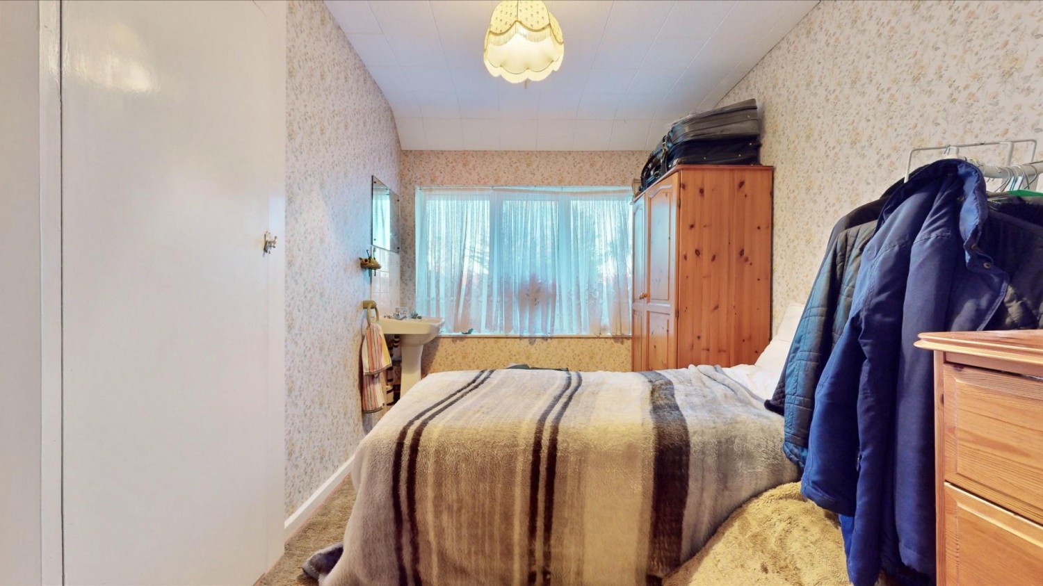 Becontree Avenue, Dagenham, RM8