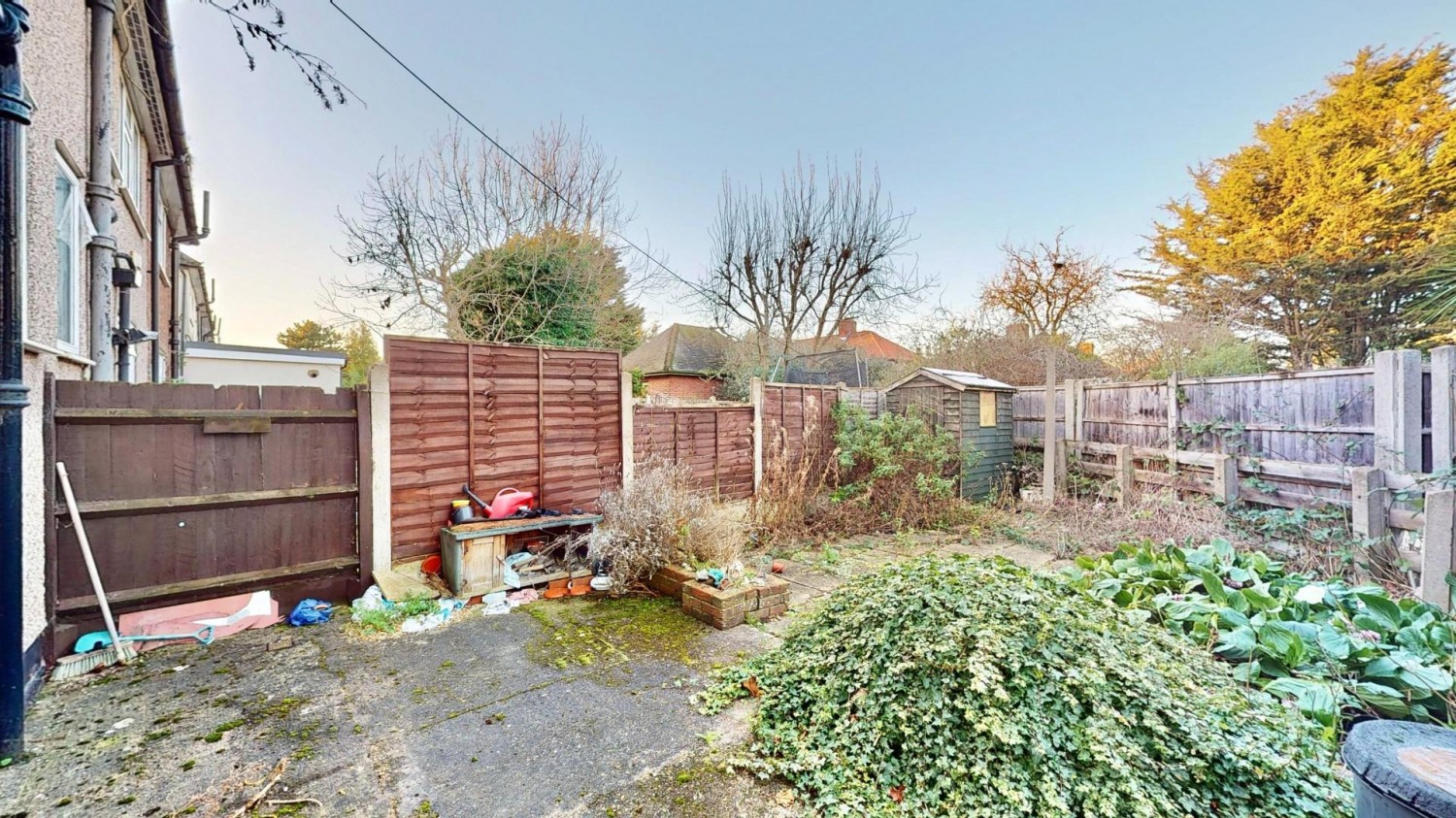 Becontree Avenue, Dagenham, RM8