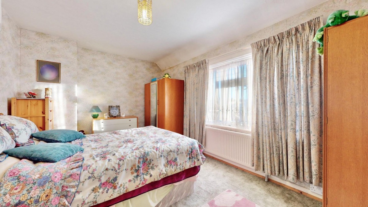 Becontree Avenue, Dagenham, RM8