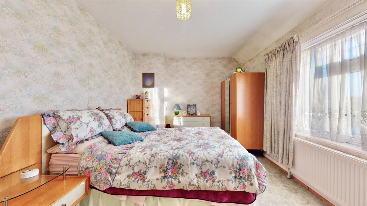 Becontree Avenue, Dagenham, RM8