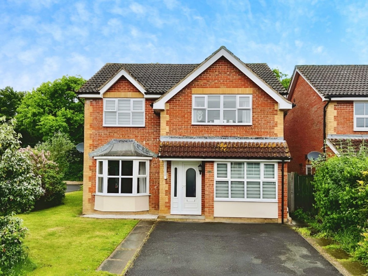 Farrers Walk, Kingsnorth, Ashford