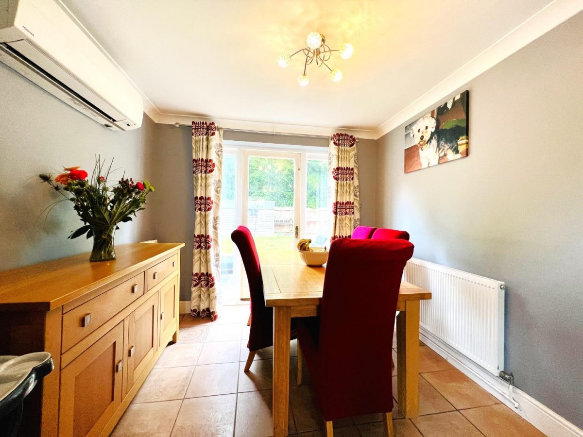 Farrers Walk, Kingsnorth, Ashford