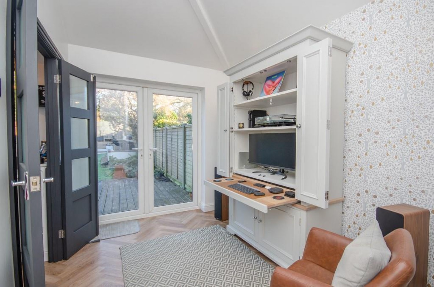 Fouracre Road, Downend, Bristol, BS16 6PJ