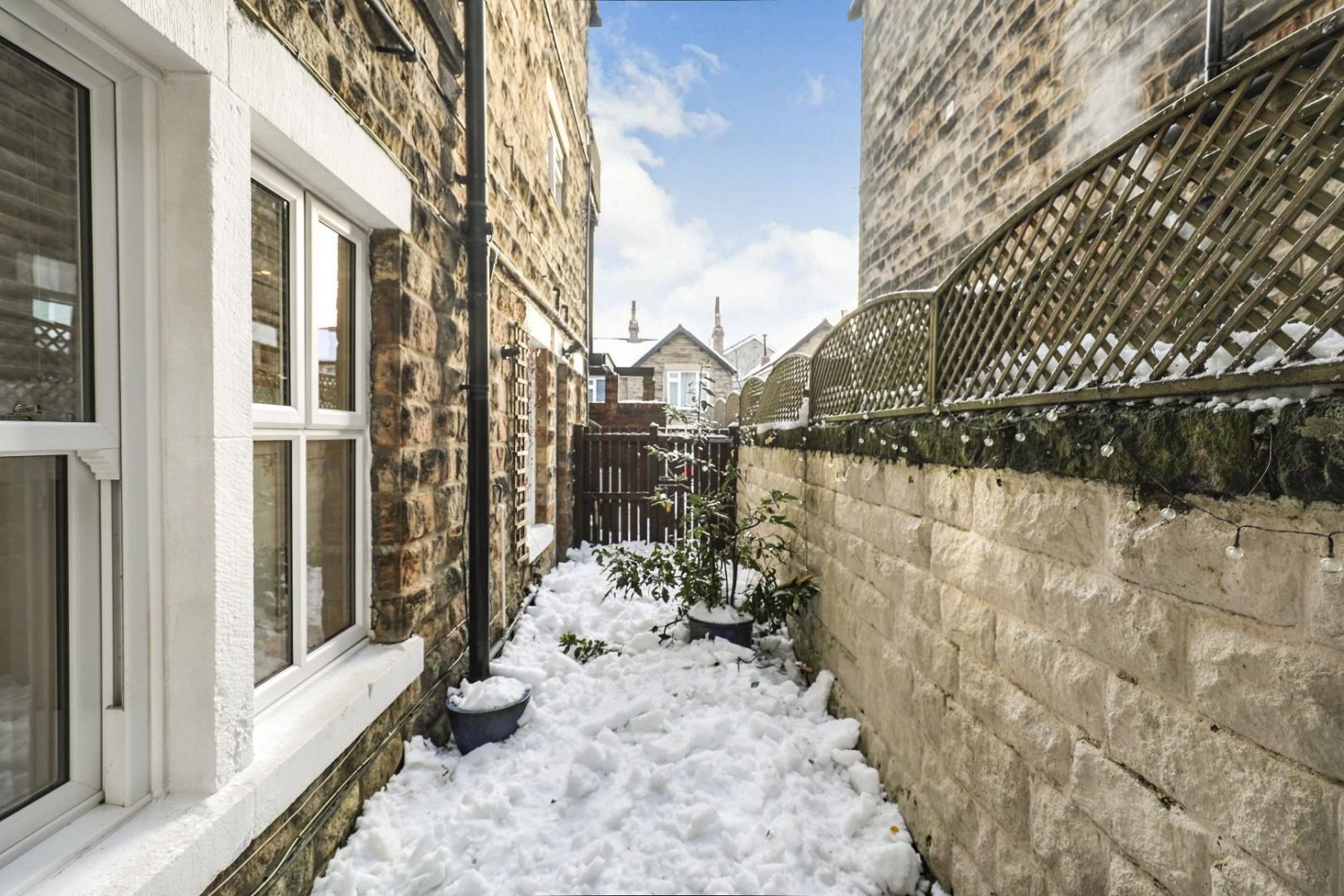 45 Valley Drive, Harrogate, HG2 0JH