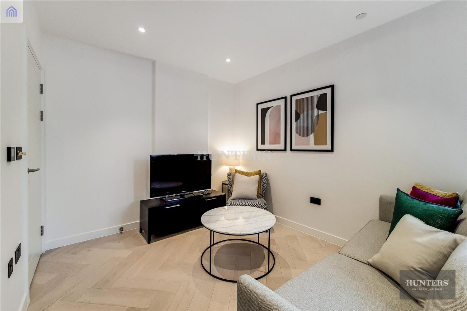 Luxe Tower, London, E1 8QU