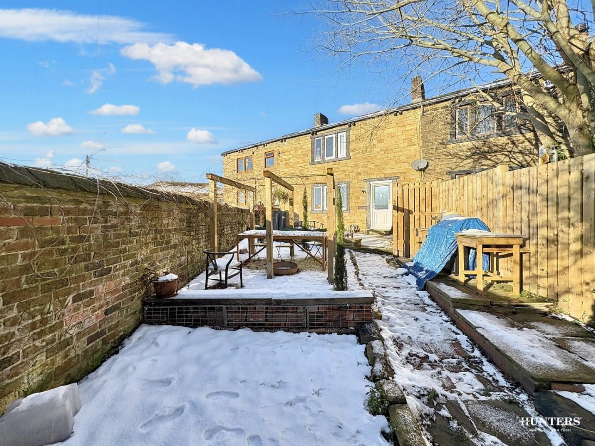 Kilpin Hill Lane, Dewsbury, WF13 4BS