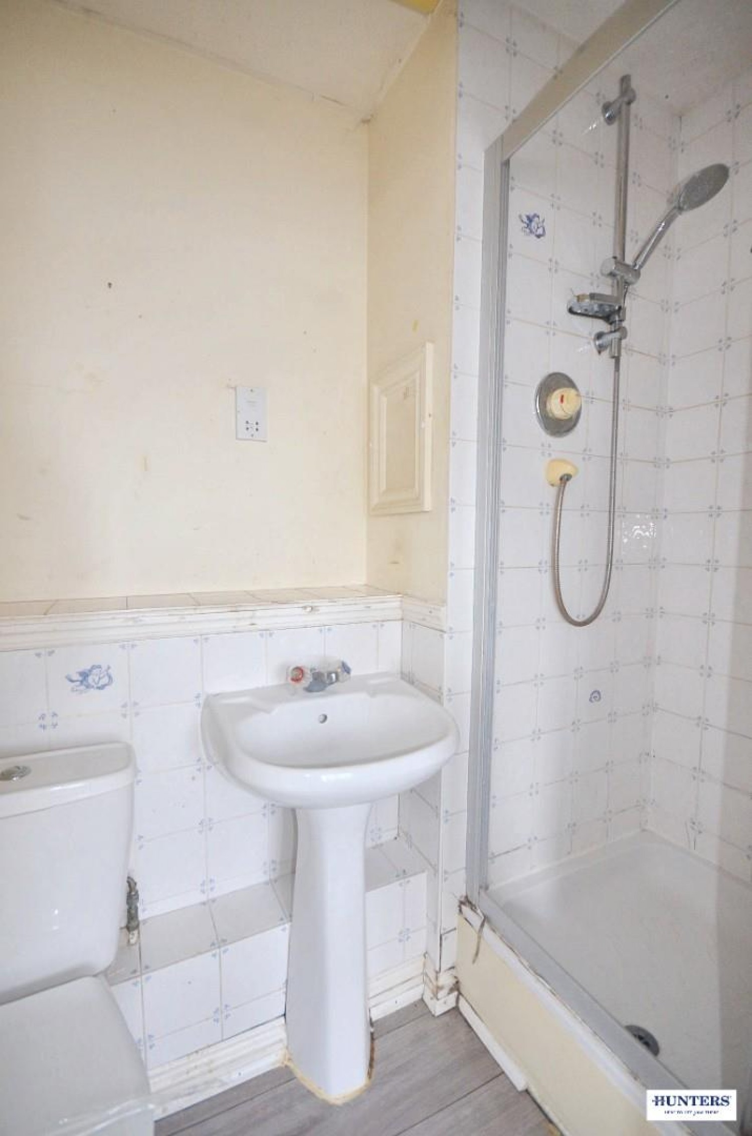 Baskerville Gardens, Dog Lane, London