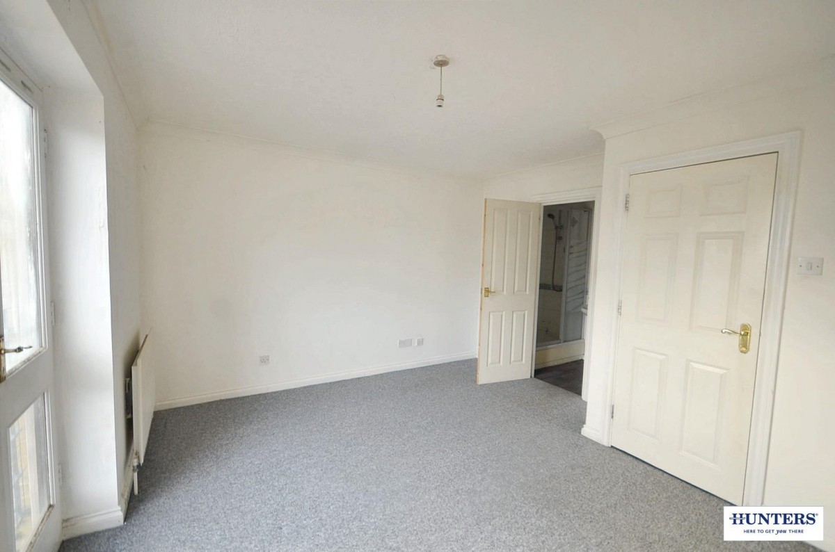 Baskerville Gardens, Dog Lane, London