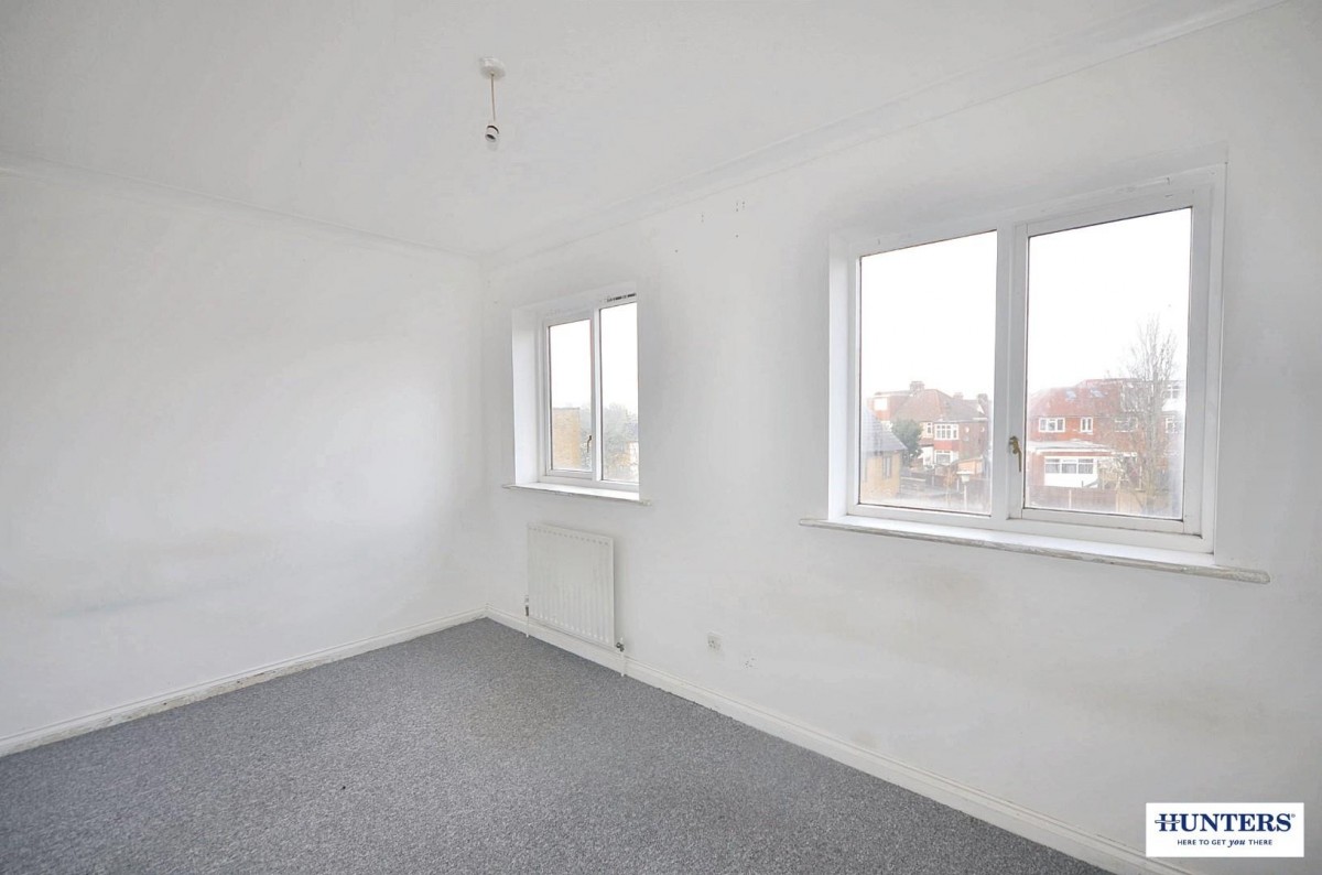 Baskerville Gardens, Dog Lane, London