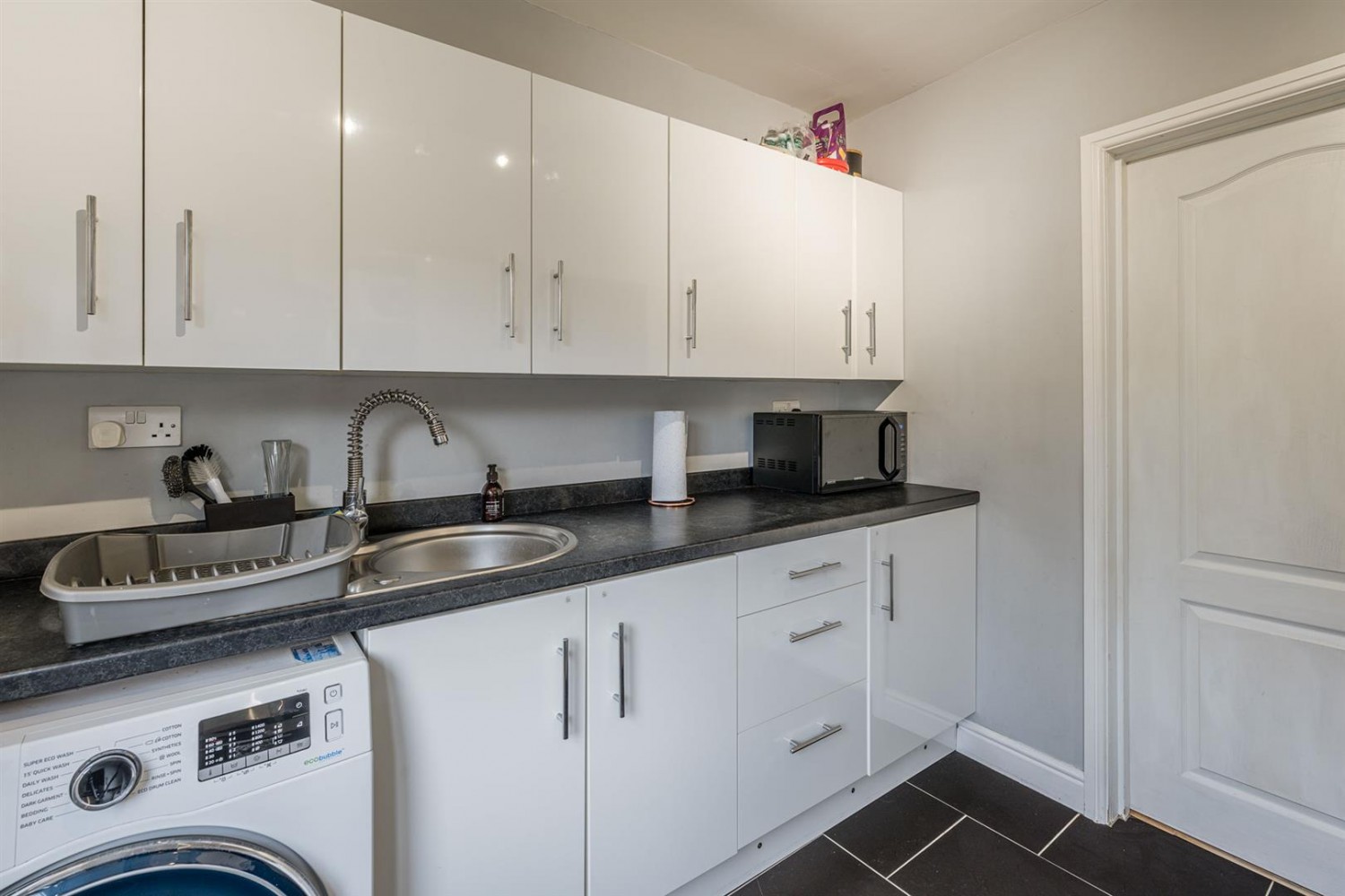 Rowan Rise, Kingswinford, DY6 8EE