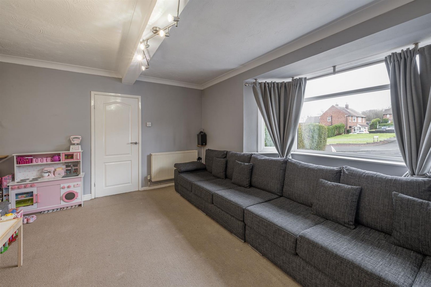 Rowan Rise, Kingswinford, DY6 8EE