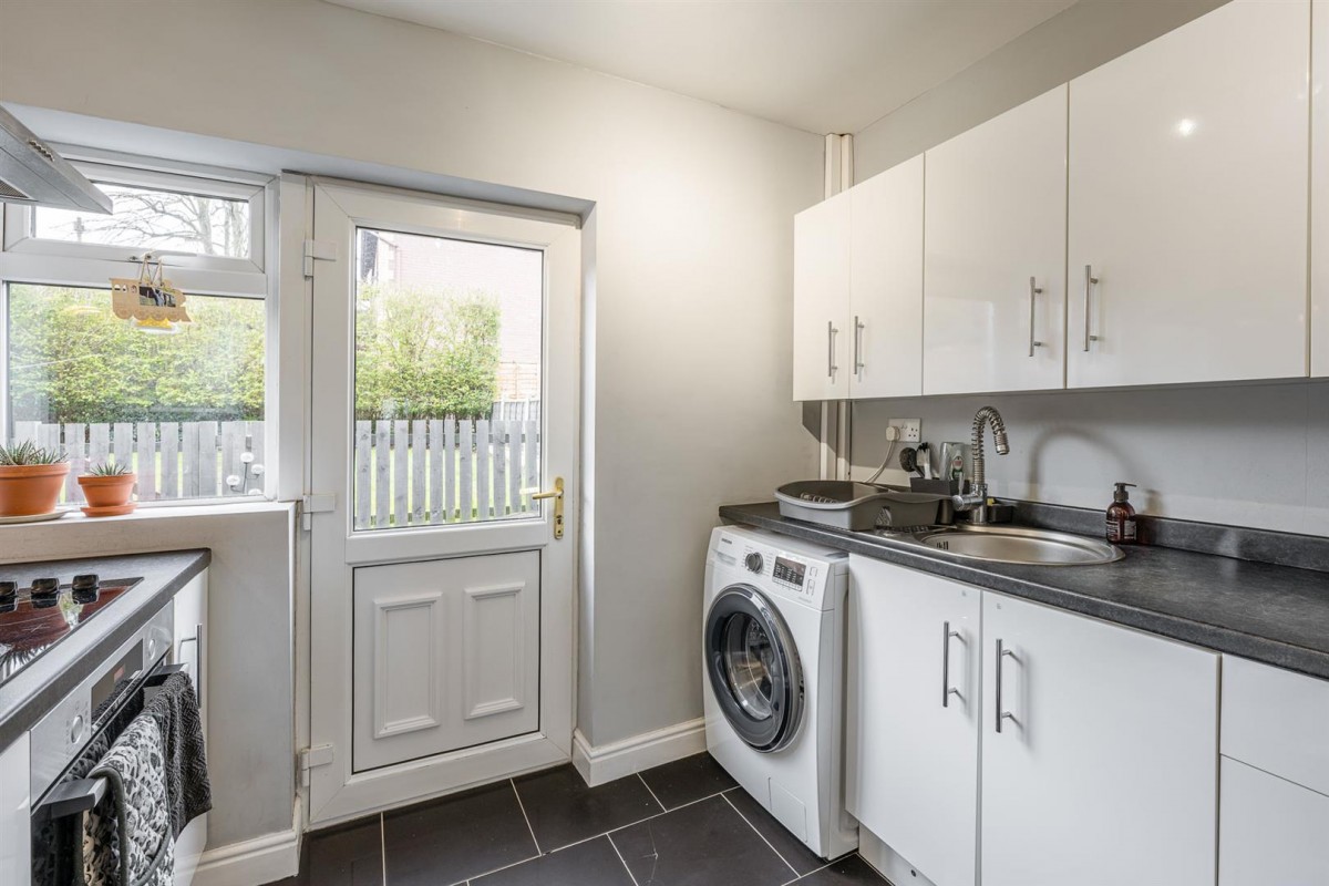 Rowan Rise, Kingswinford, DY6 8EE