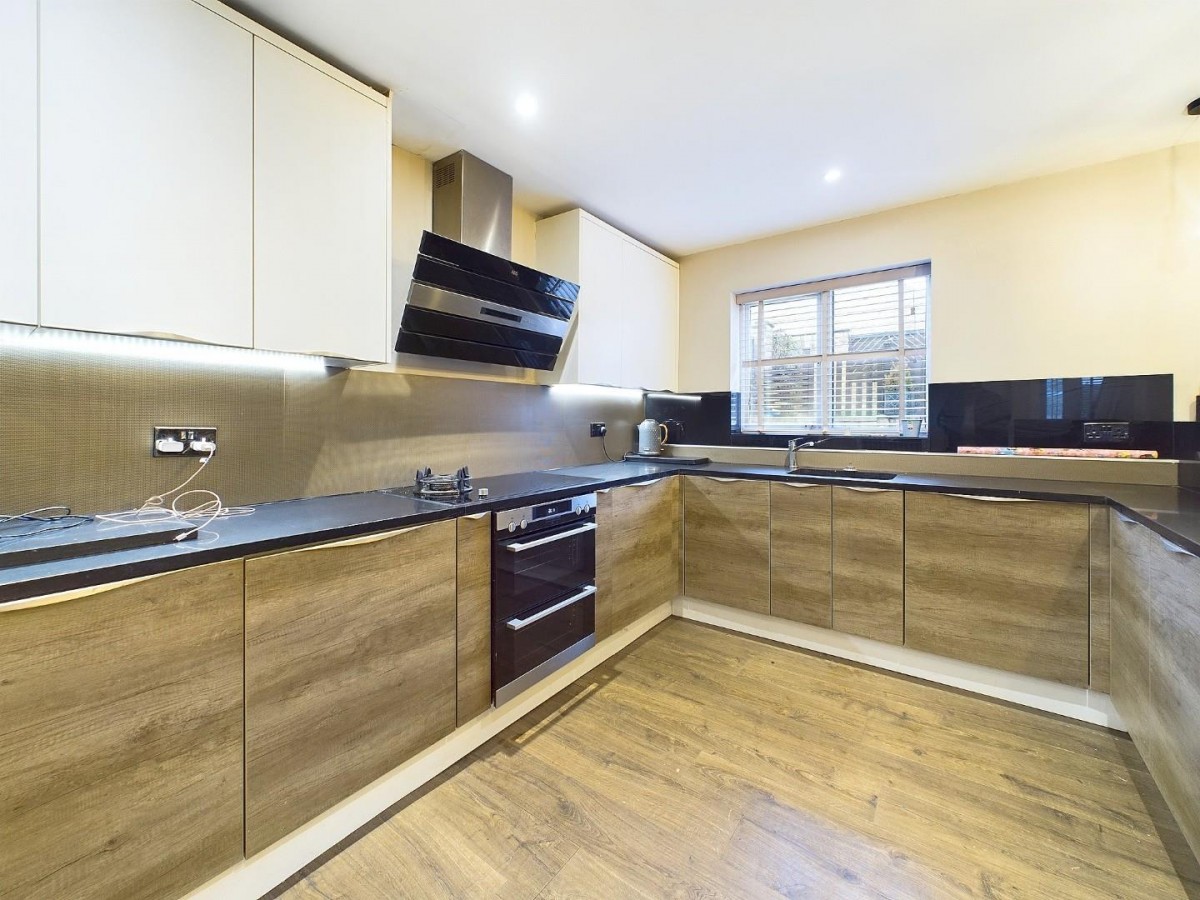 Agincourt Drive, Bingley