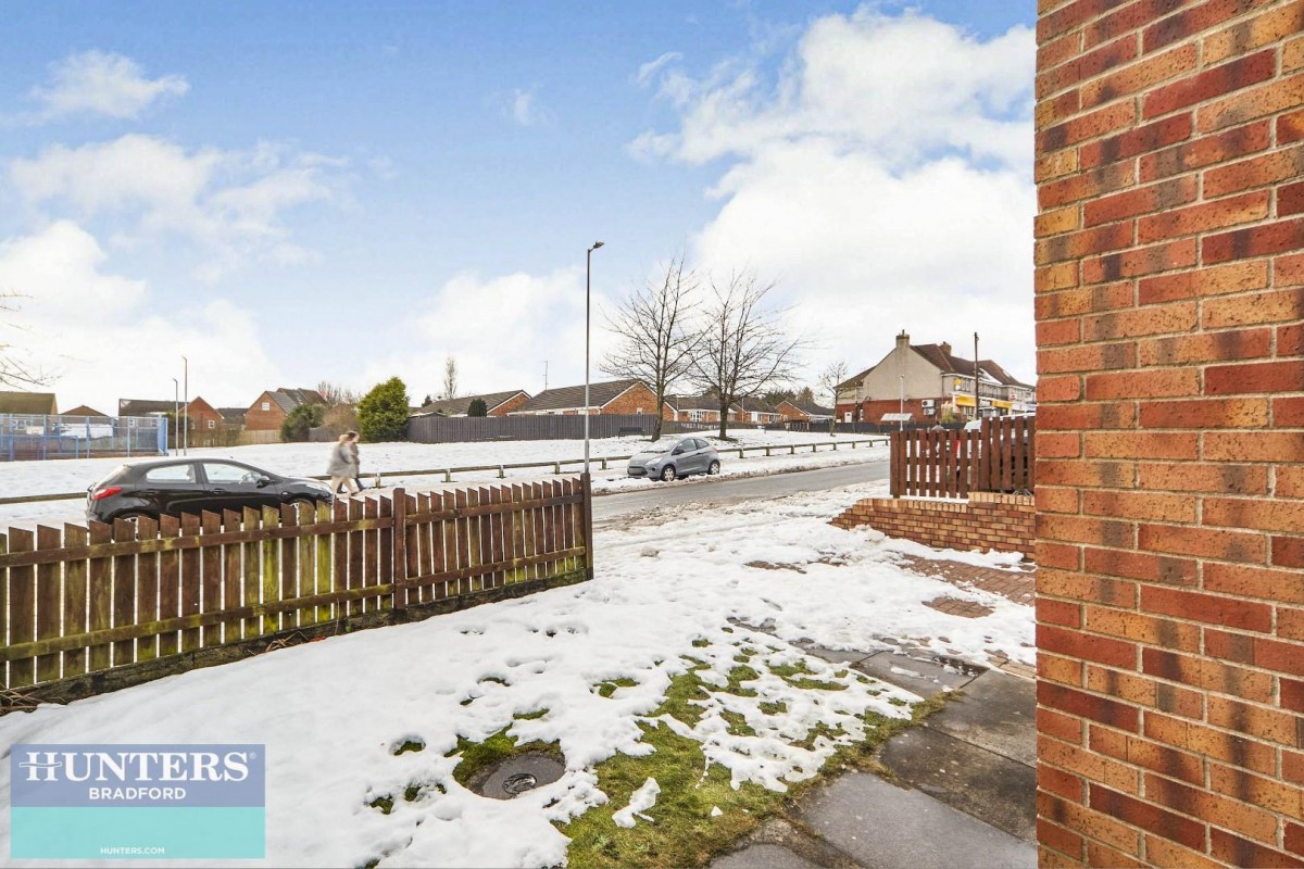 (TN), Hambledon Avenue Bierley, Bradford, West Yorkshire, BD4 6BA