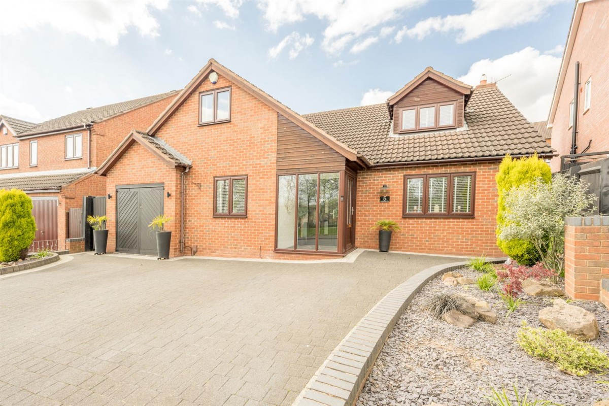 Culverhouse Drive, Brierley Hill, DY5 3FE