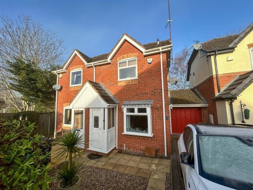 Farmside Close, Stourbridge, DY9 9AJ