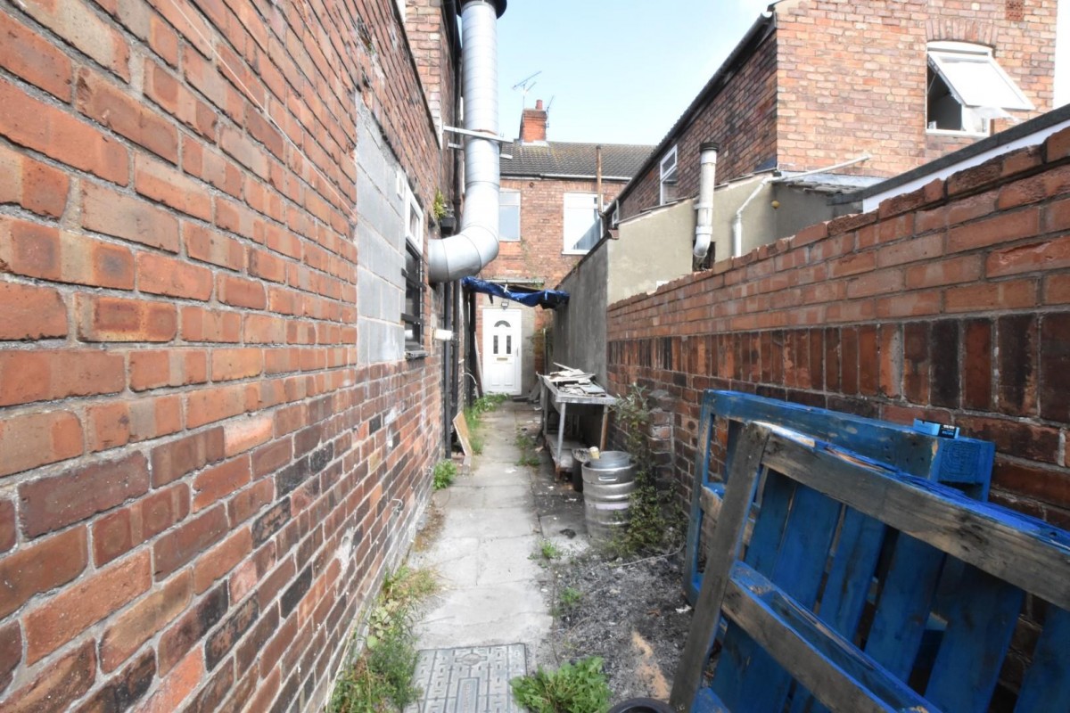 Doncaster Road, Scunthorpe DN15 7RG