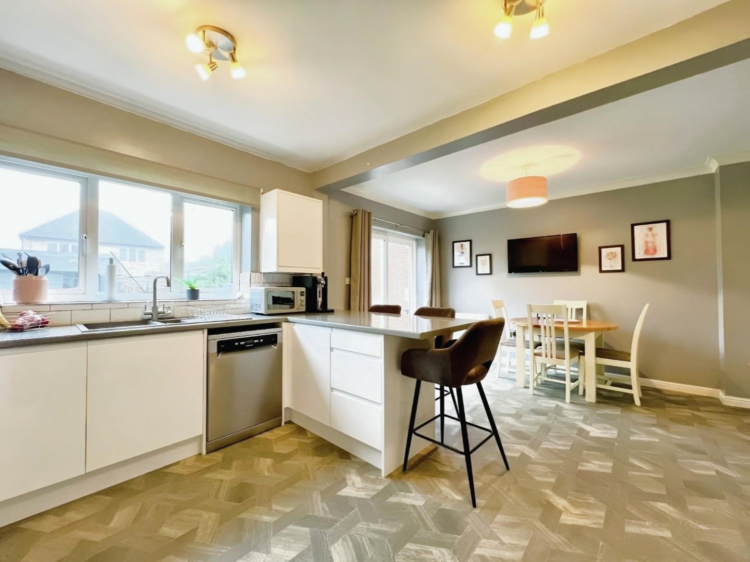 Romulus Gardens, Kingsnorth, Ashford