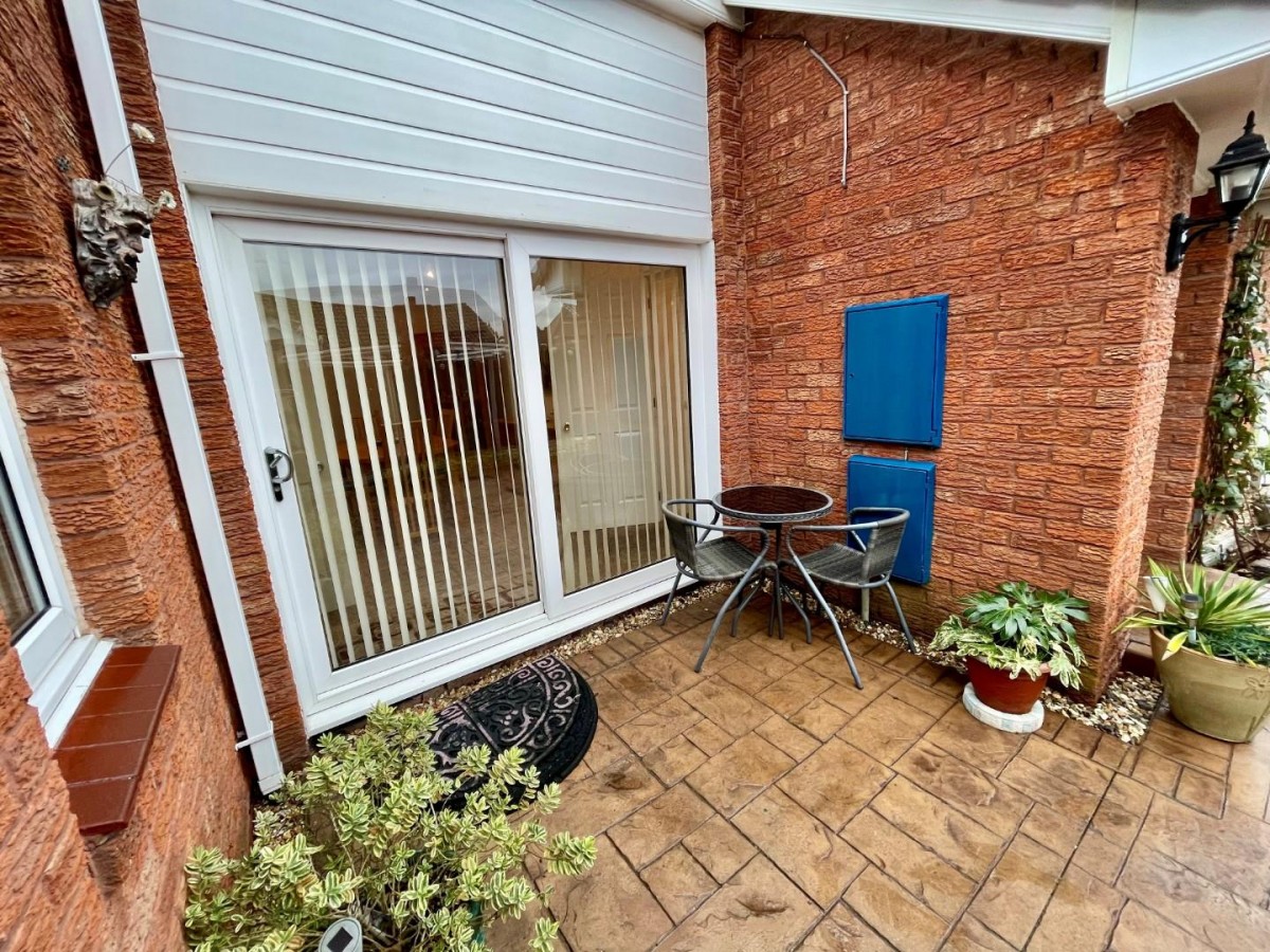 Crofters Close, Great Sutton, CH66