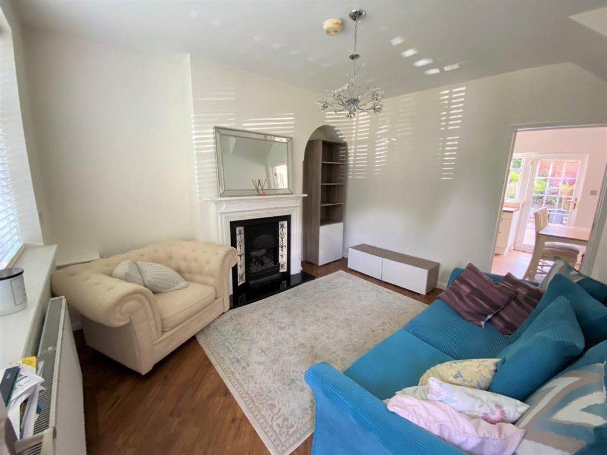 West Pathway, Harborne, Birmingham, B17 9DU