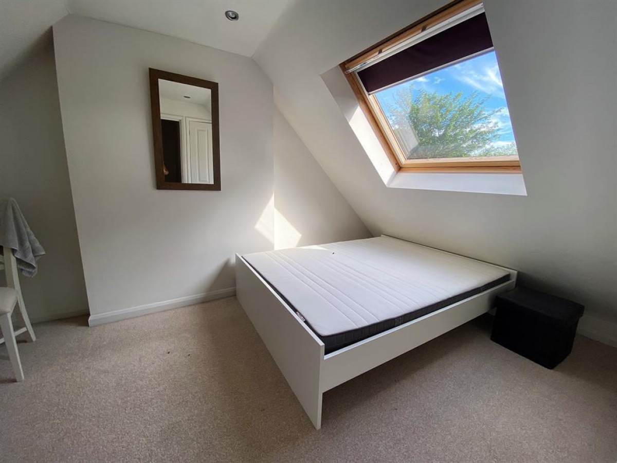 West Pathway, Harborne, Birmingham, B17 9DU