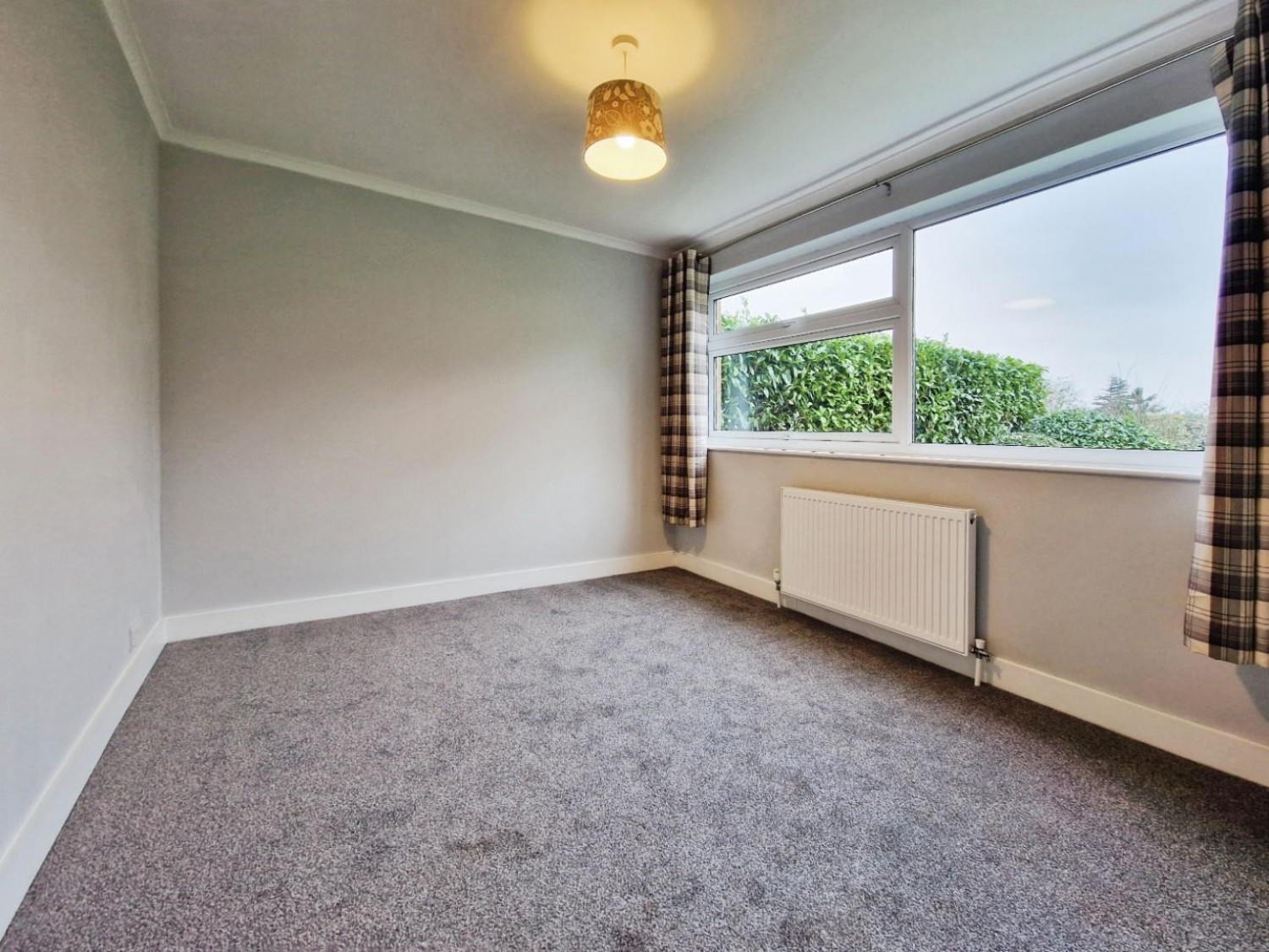 Kent Road North, Harrogate, HG1 2EX