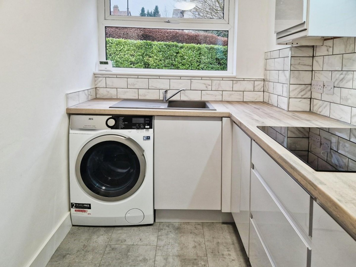 Kent Road North, Harrogate, HG1 2EX