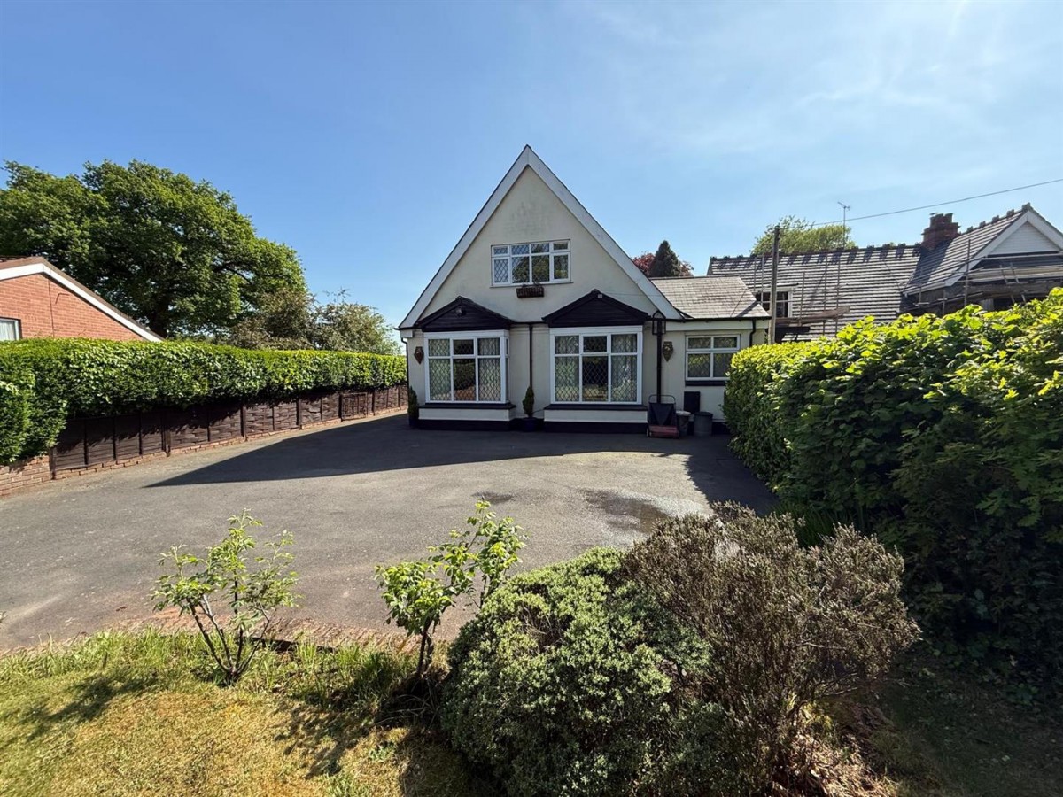 Cheddlewood, Bridgnorth Road, Stourton, DY7 6RT