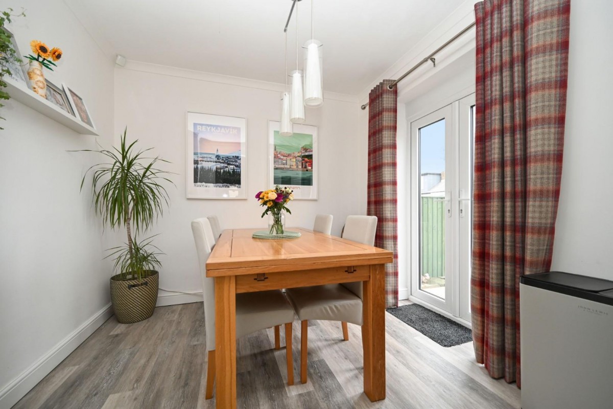 Second Avenue, Rawdon, Leeds