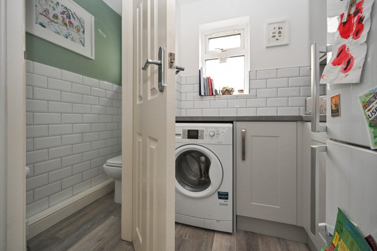 Second Avenue, Rawdon, Leeds