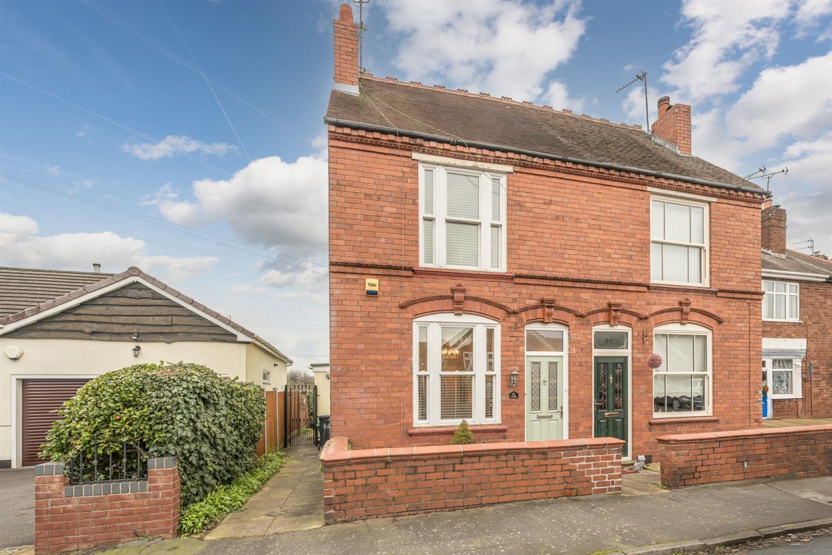 Brook Street, Wall Heath, DY6 0JG