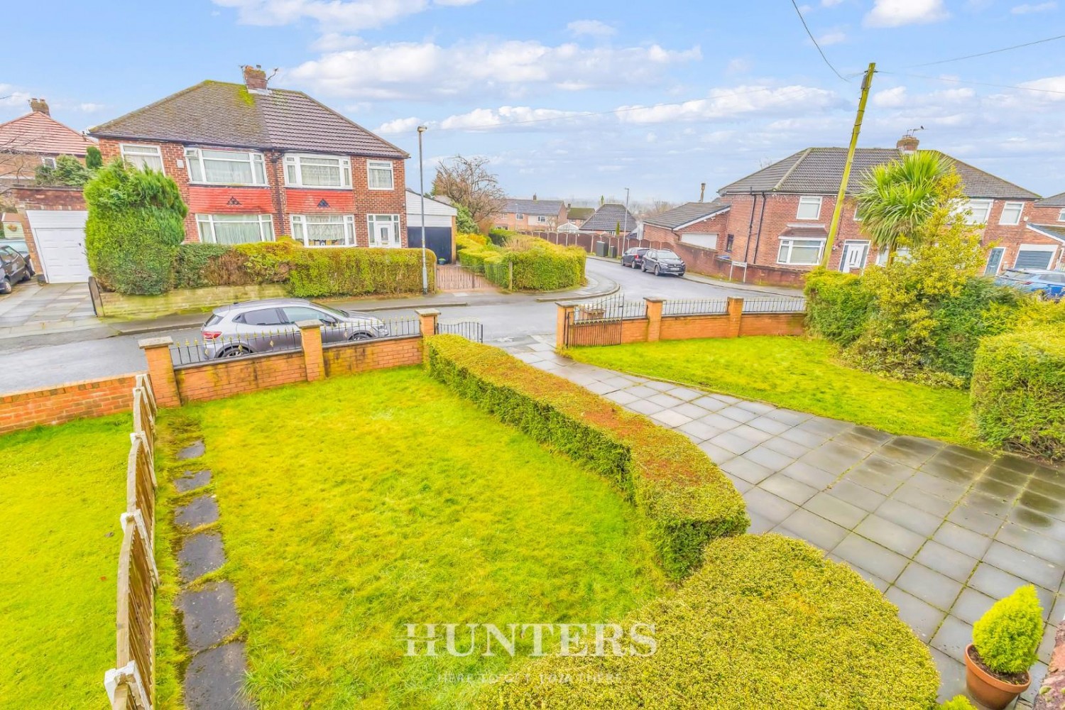 Broomfield Crescent, Middleton