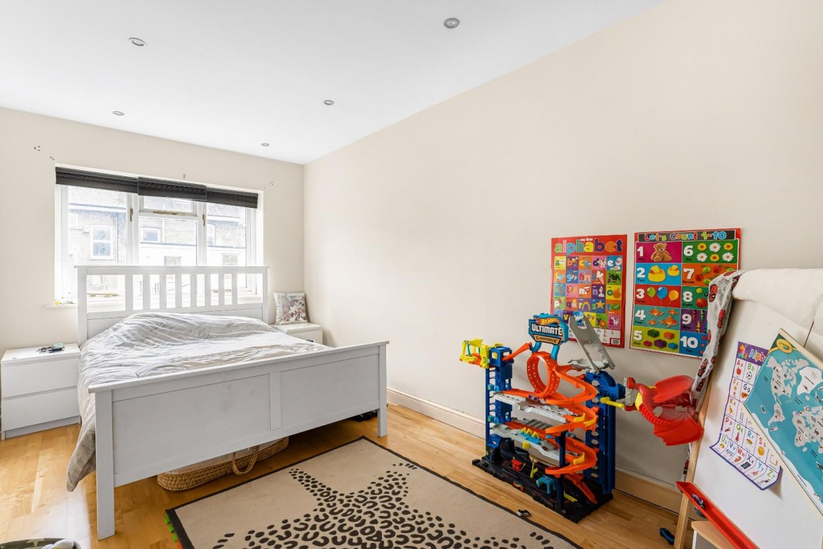 Harefield Mews, London, SE4 1LP