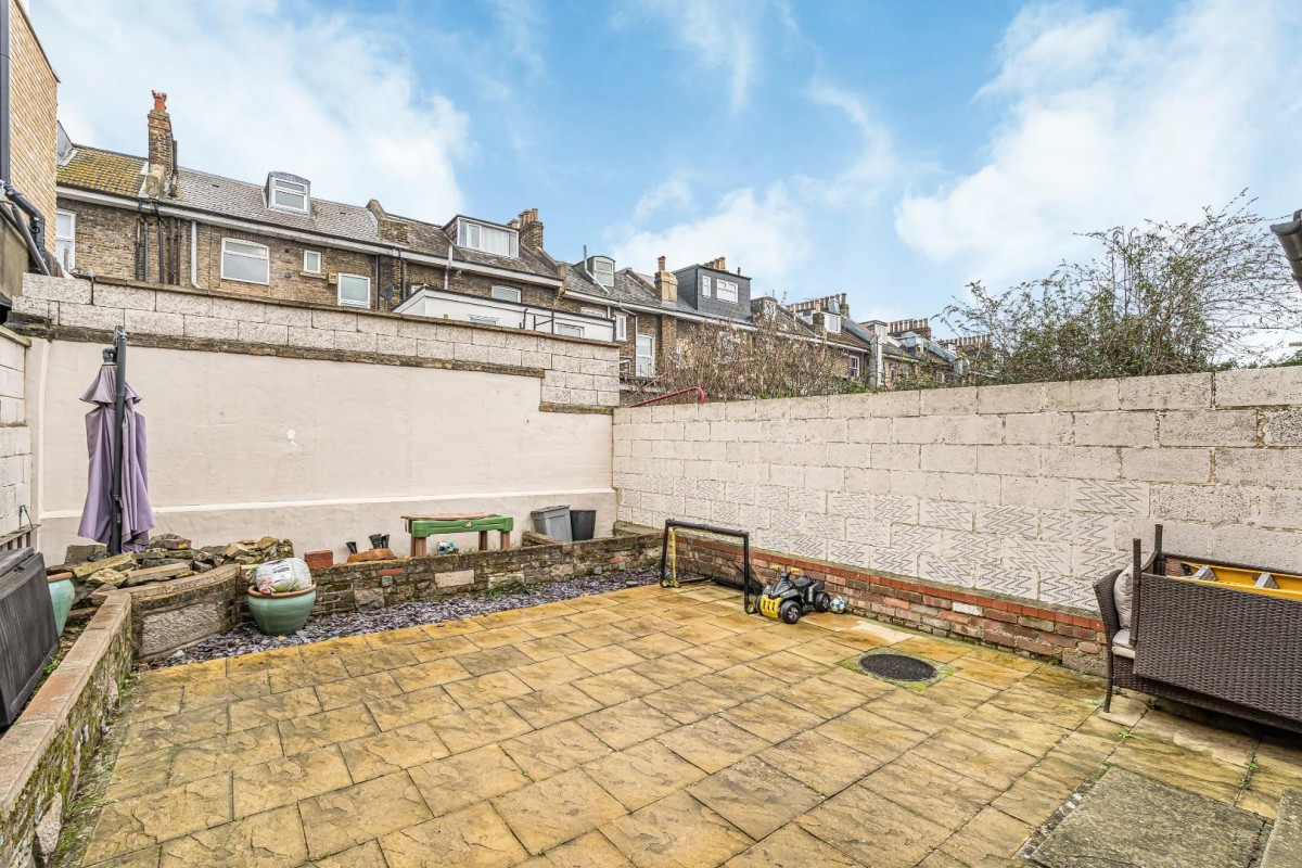 Harefield Mews, London, SE4 1LP