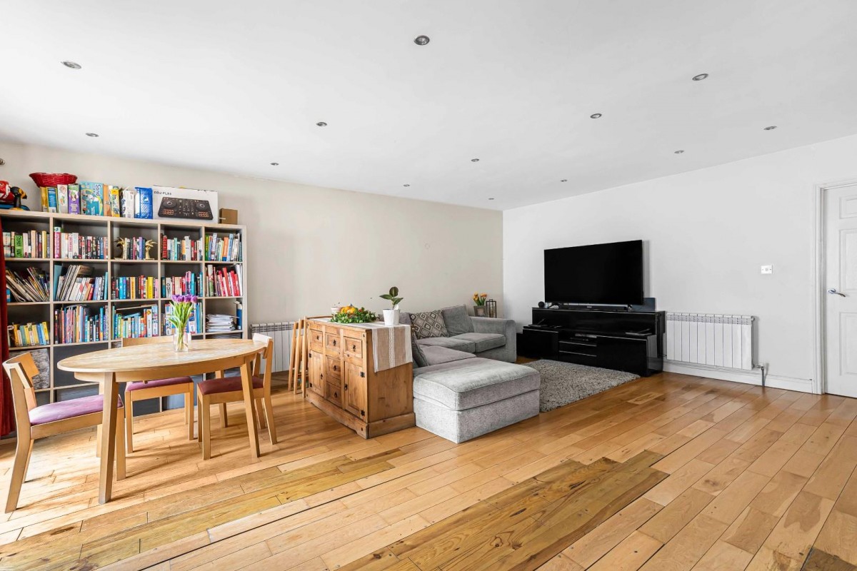 Harefield Mews, London, SE4 1LP