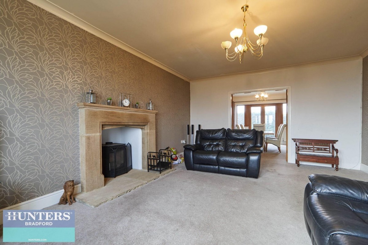 (TN) - Whinney Hill, Bradford, BD4 8LU