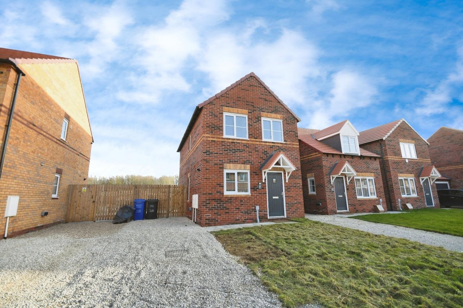 Swan Street, Poolsbrook, Chesterfield, S43 3FU