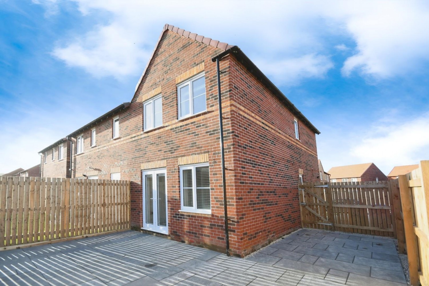 Swan Street, Poolsbrook, Chesterfield, S43 3FU