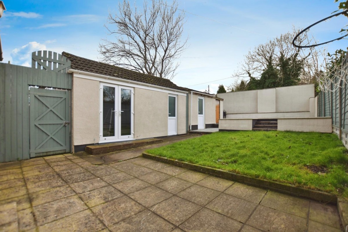 Oaktree Gardens, Bristol