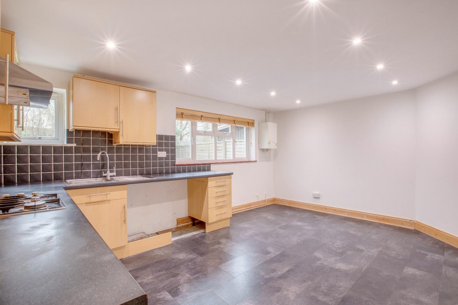 Cavendish Close, Little Chalfont, Buckinghamshire, HP6 6QD