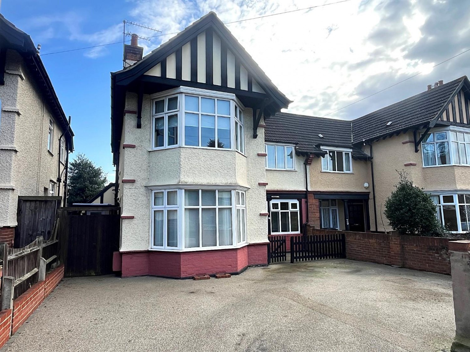 Cross Lane East, Gravesend, DA12