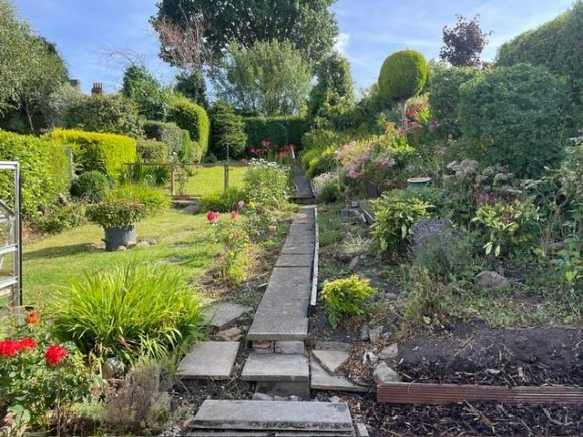 Stanhope Close, Horsforth, LS18