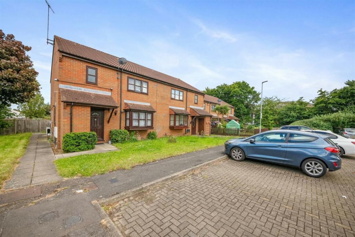 1 bedroom House for sale in Boltons Lane, Harlington