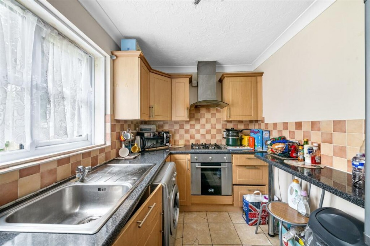 Boltons Lane, Harlington