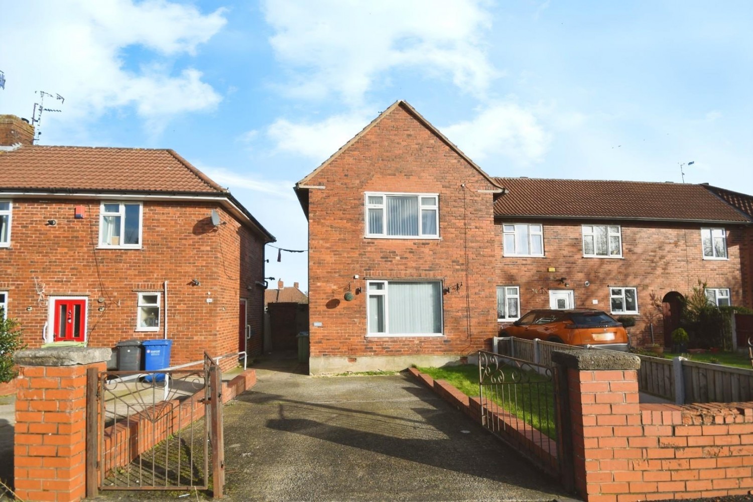 West Crescent, Duckmanton, Chesterfield, S44 5HE