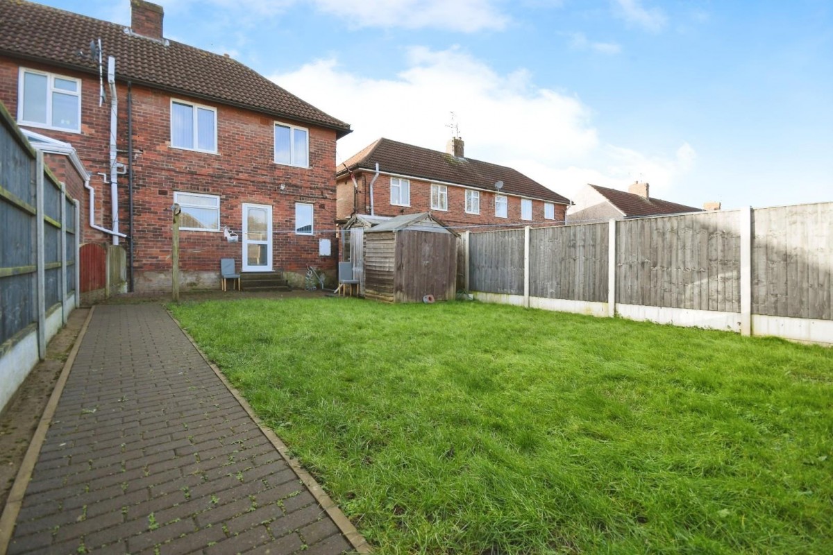 West Crescent, Duckmanton, Chesterfield, S44 5HE