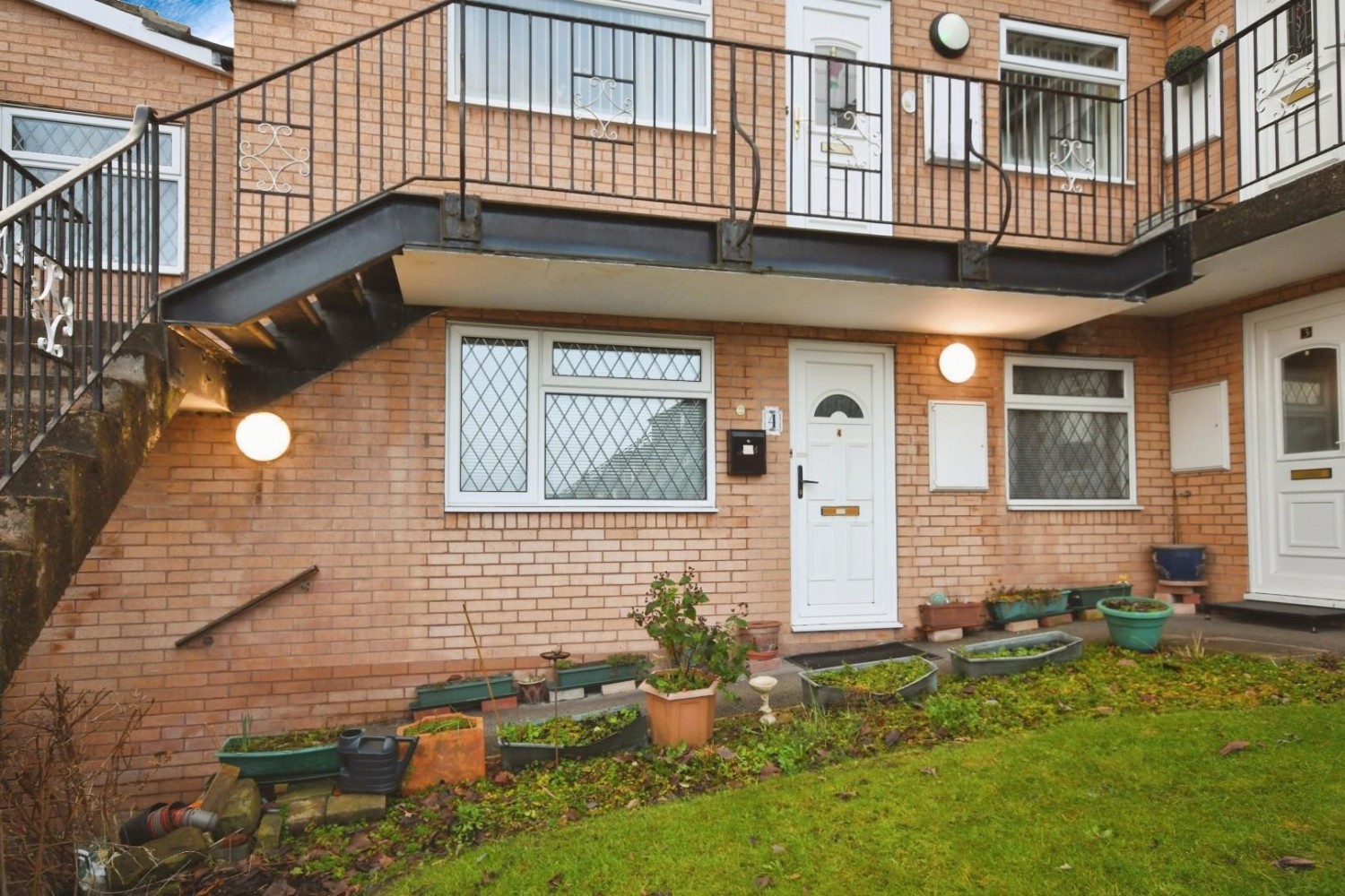 Hollins Court, Rivelin Park Drive, S6