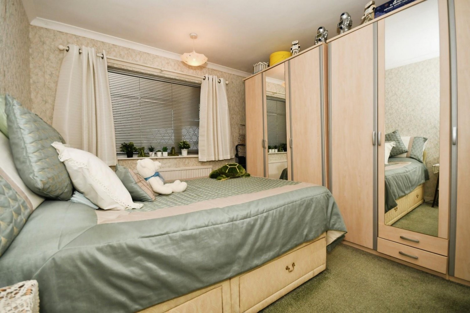 Hollins Court, Rivelin Park Drive, S6